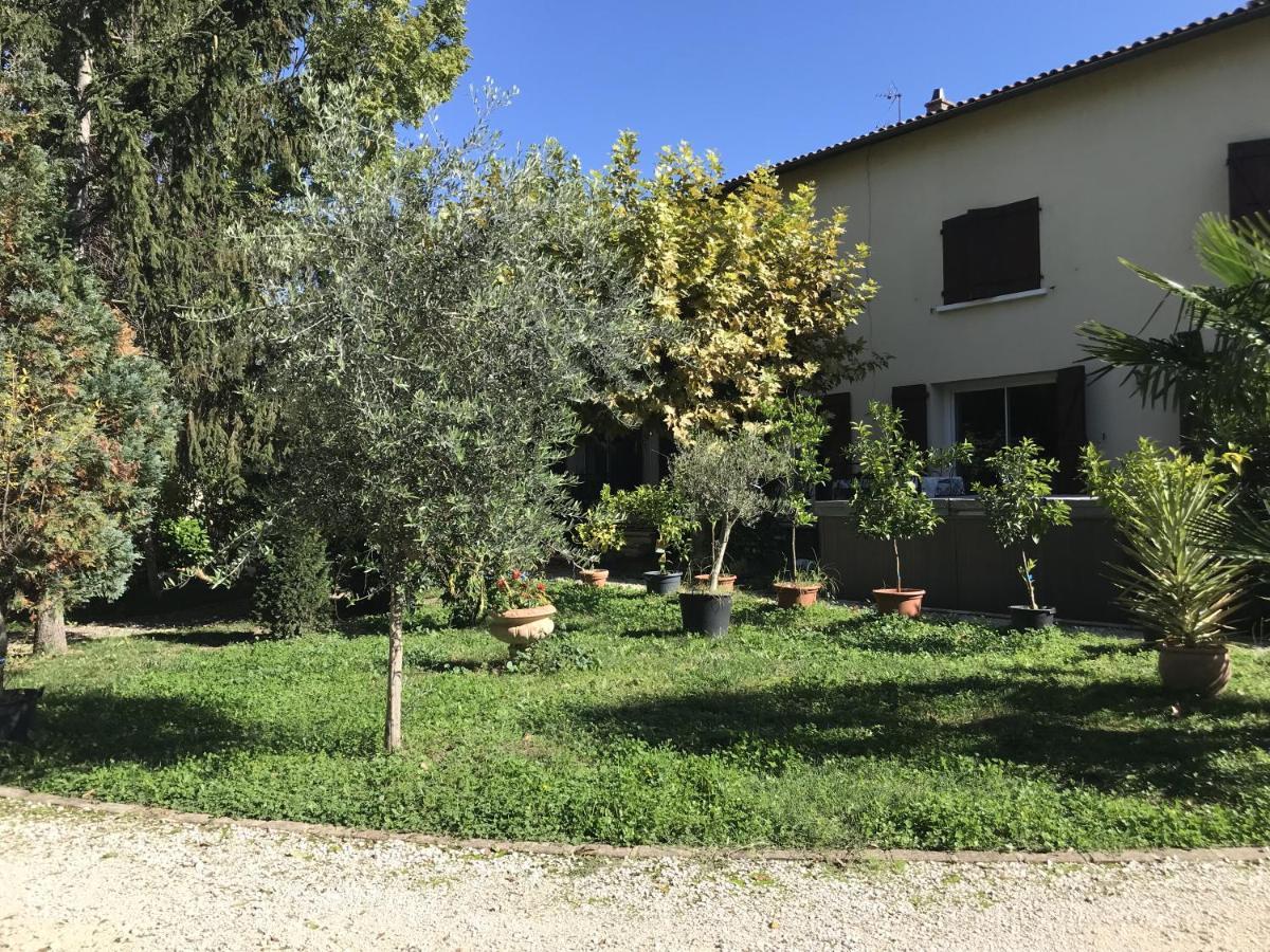 Chez-Sixtine Apartment Albon Bagian luar foto