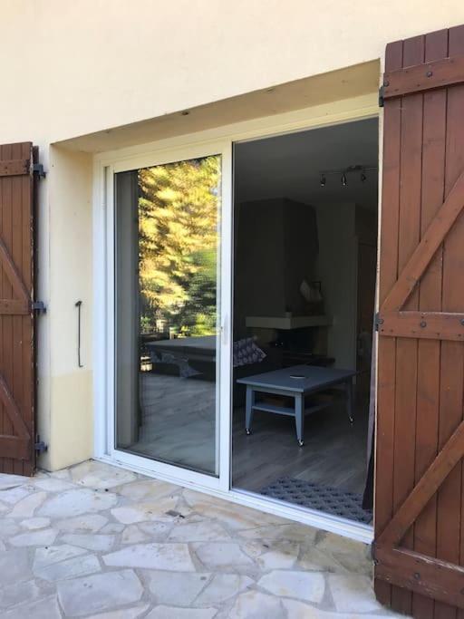 Chez-Sixtine Apartment Albon Bagian luar foto