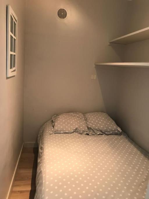 Chez-Sixtine Apartment Albon Bagian luar foto