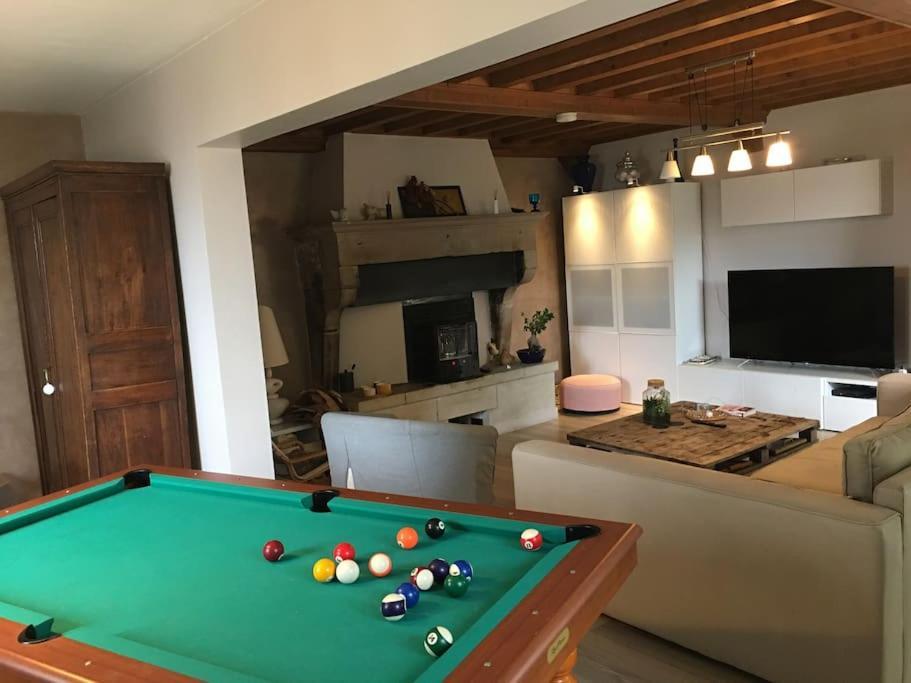 Chez-Sixtine Apartment Albon Bagian luar foto