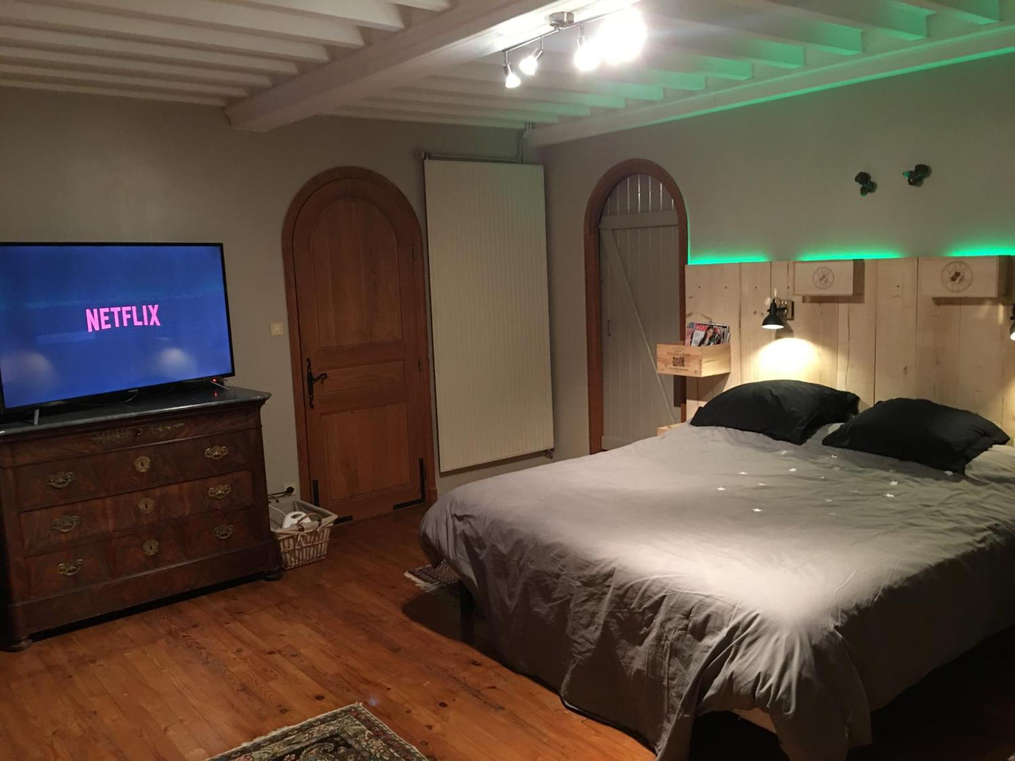 Chez-Sixtine Apartment Albon Bagian luar foto