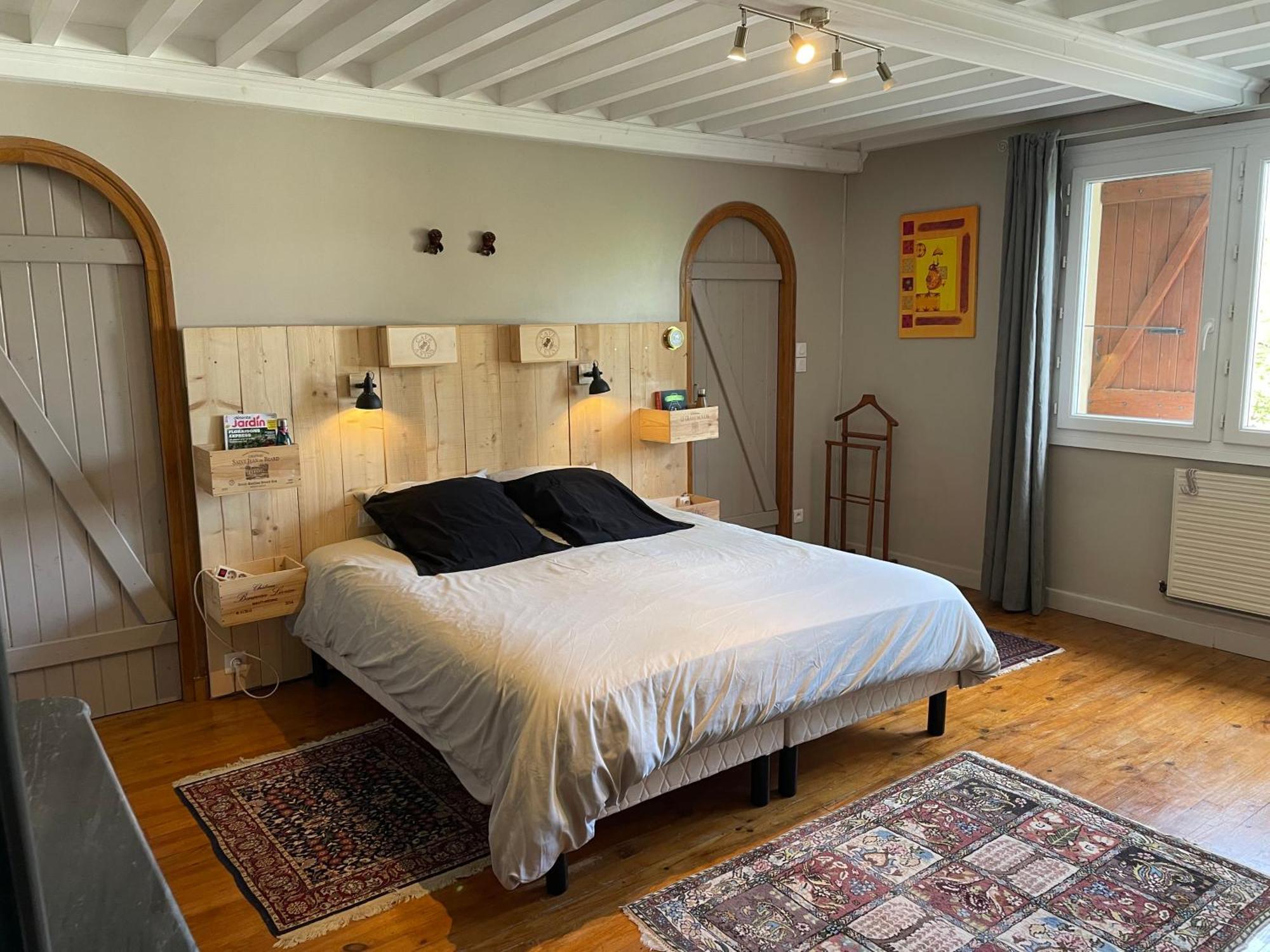 Chez-Sixtine Apartment Albon Bagian luar foto