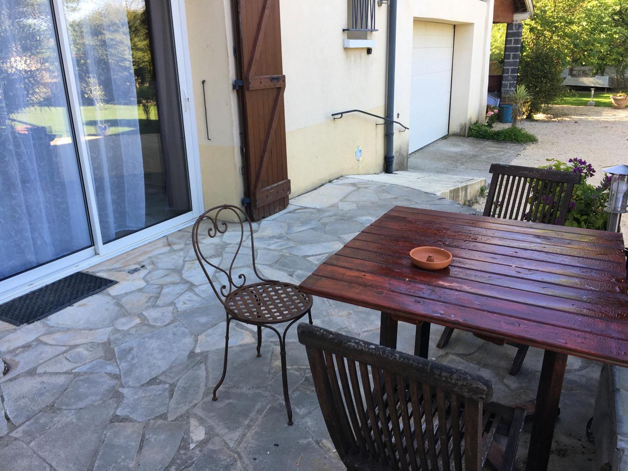 Chez-Sixtine Apartment Albon Bagian luar foto