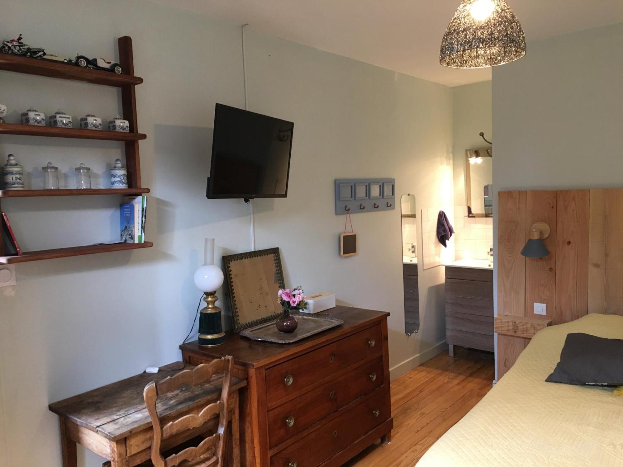 Chez-Sixtine Apartment Albon Bagian luar foto
